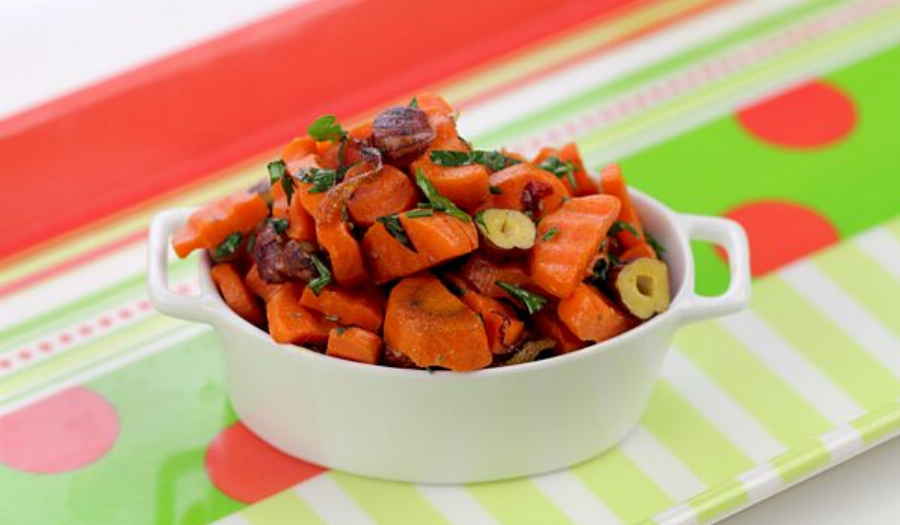 Brown Butter Glazed Carrots with Toasted Hazelnuts