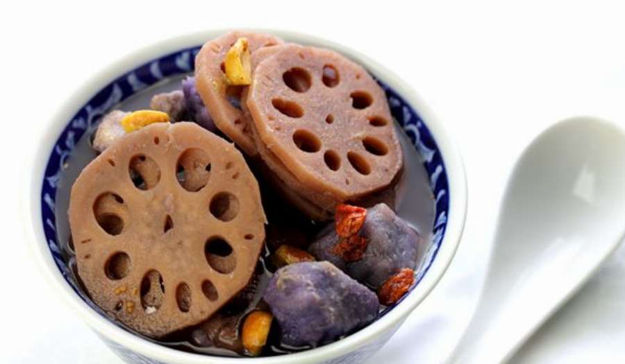 Lotus Root Soup Recipe (Canh Cu Sen)