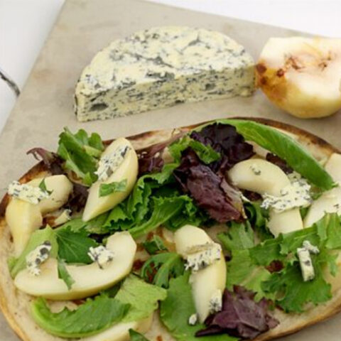 Gorgonzola Pear Pizza Recipe