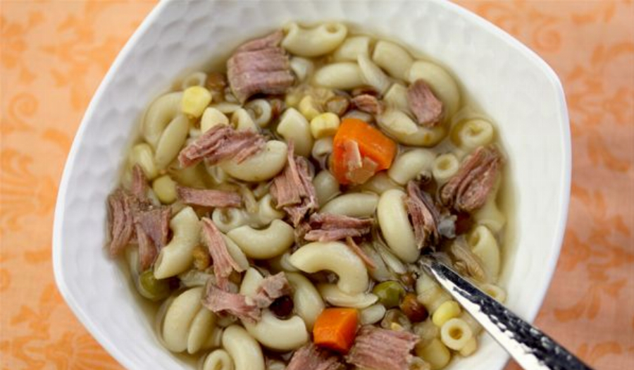 French Soupe au Pistou Recipe (Minestrone Soup with Pasta)