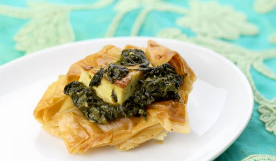 Indian-style Spinach Phyllo Cups