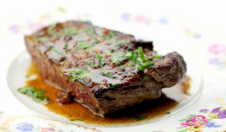 New York Steak with Maple and Riesling Wine