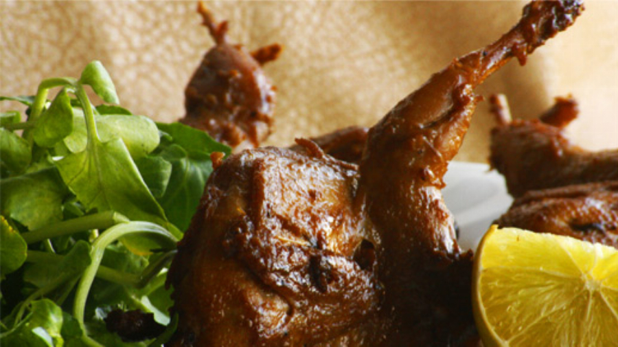 Asian-Style Soy Sauce Quail (Chim Cut Ro Ti)