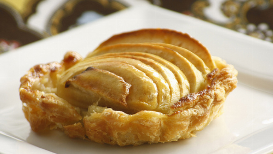 Tarte Amandine (Apple Tart with Almond Cream)