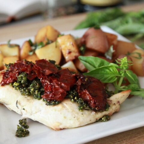 Chicken with Pistachio Pesto and Sun Dried Tomatoes