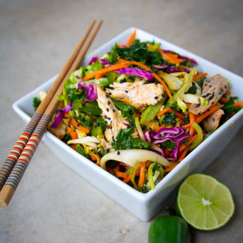 5 Min Spicy Asian Chicken Salad (Paleo Friendly)