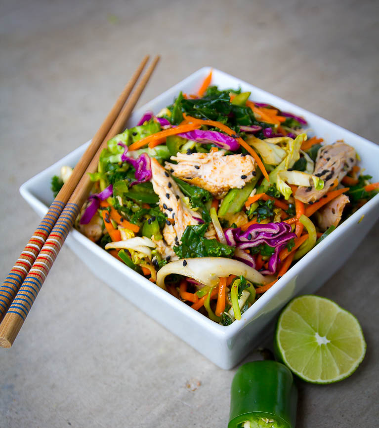 5 Min Spicy Asian Chicken Salad (Paleo Friendly)