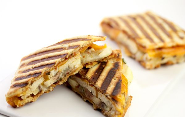 Roasted Chicken and Apple Panini Sandwich Recipe