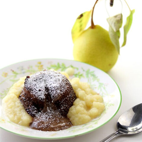 Pear and Chocolate Lava Cake Recipe