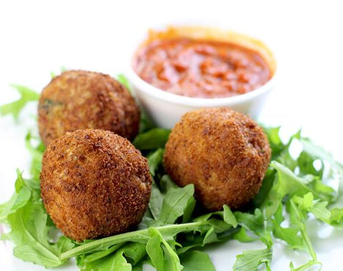 Stuffed Arancini Recipe (Stuffed and Fried Risotto Balls)