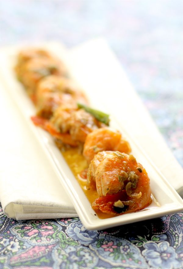 Vietnamese Shrimp in Caramel Sauce (Tom Kho Recipe)