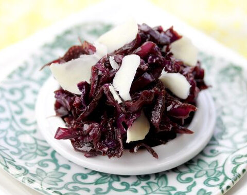 Balsamic-Braised Red Cabbage Recipe