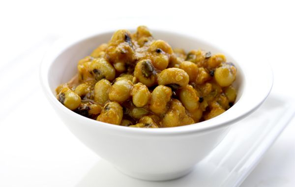 Lobia Dal Spiced Curry Recipe (Black Eyed Peas Curry)