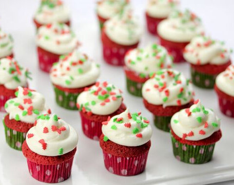 Christmas Red Velvet Cupcakes