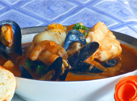 Spanish-Style Seafood Stew