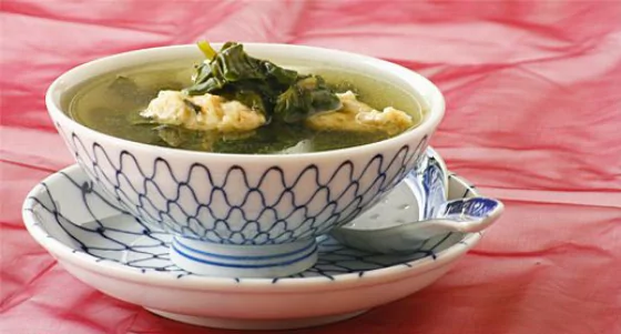 Vietnamese Spinach and Shrimp Soup (Canh Mong Toi)