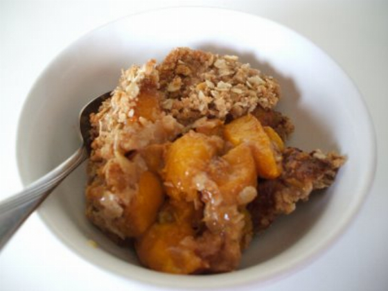 Peach Crisp with Fructose