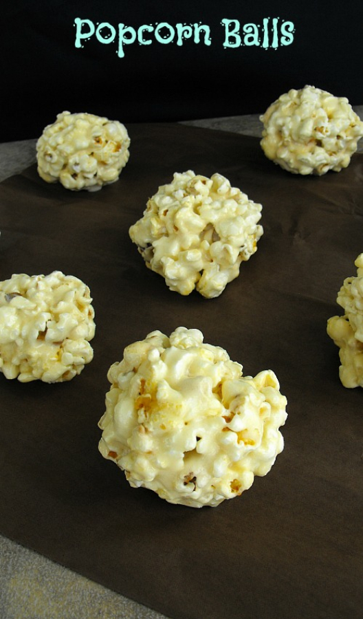 Holiday Gift Idea: Popcorn Balls