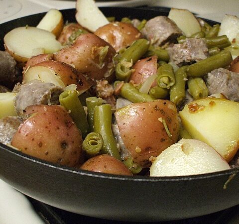 Potato, Bratwurst and Green Bean Skillet