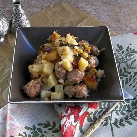 Potato and Bratwurst Skillet