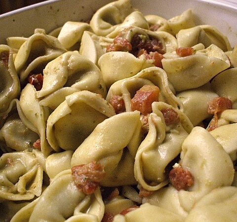 Tomato Pesto Cream Sauce for Pasta