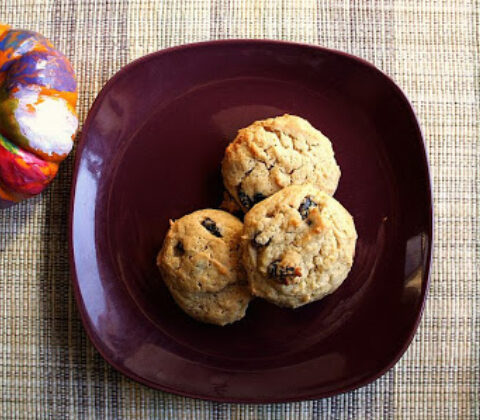 Pumpkin Spice Raisin Cookies