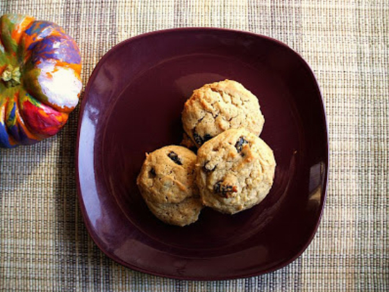 Pumpkin Spice Raisin Cookies