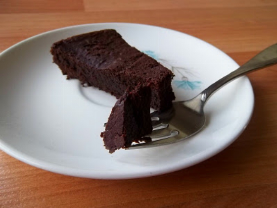 Flourless Dark Chocolate Cake