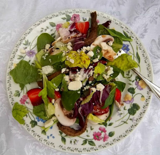 Strawberry and Steak Salad