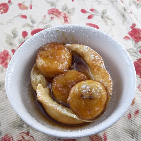 Bananas Foster in a Dutch Baby