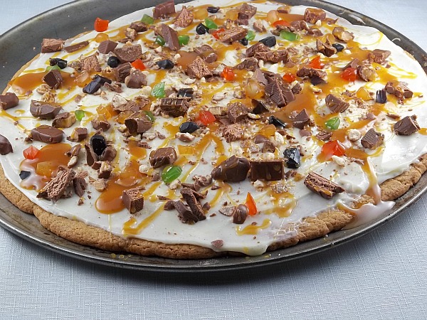 Pumpkin Cookie Pizza