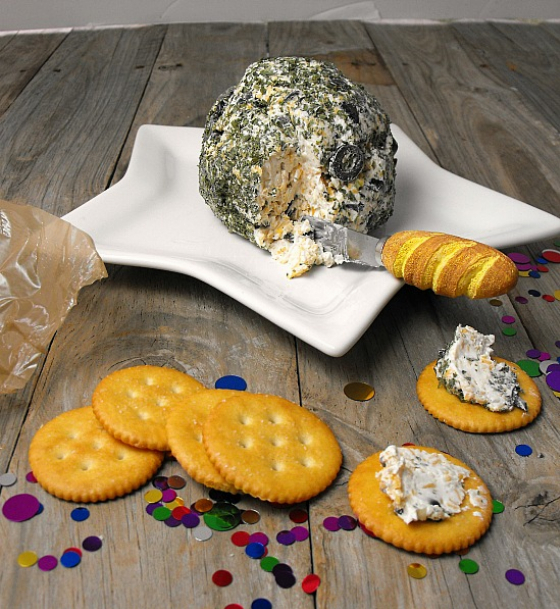 Olive and Thyme Cheese Ball