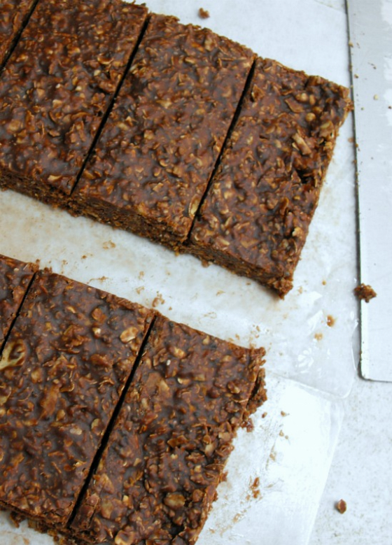 Grain-Free Chocolate Granola Bars