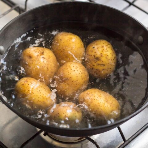 How Long Does It Take to Boil Potatoes