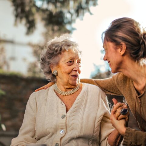 Helping Aging Parents – When a Little Means a Lot