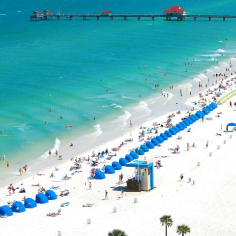 10 Most Crowded Beaches in the U.S.