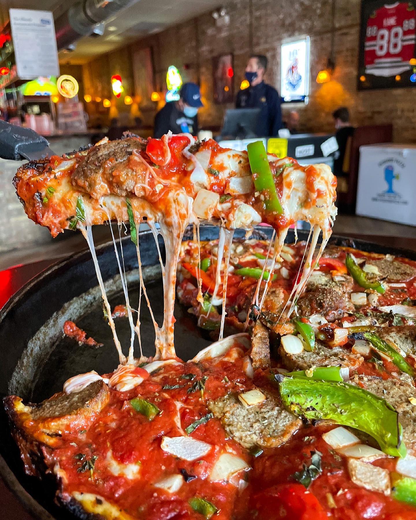 Pequod's Pizza