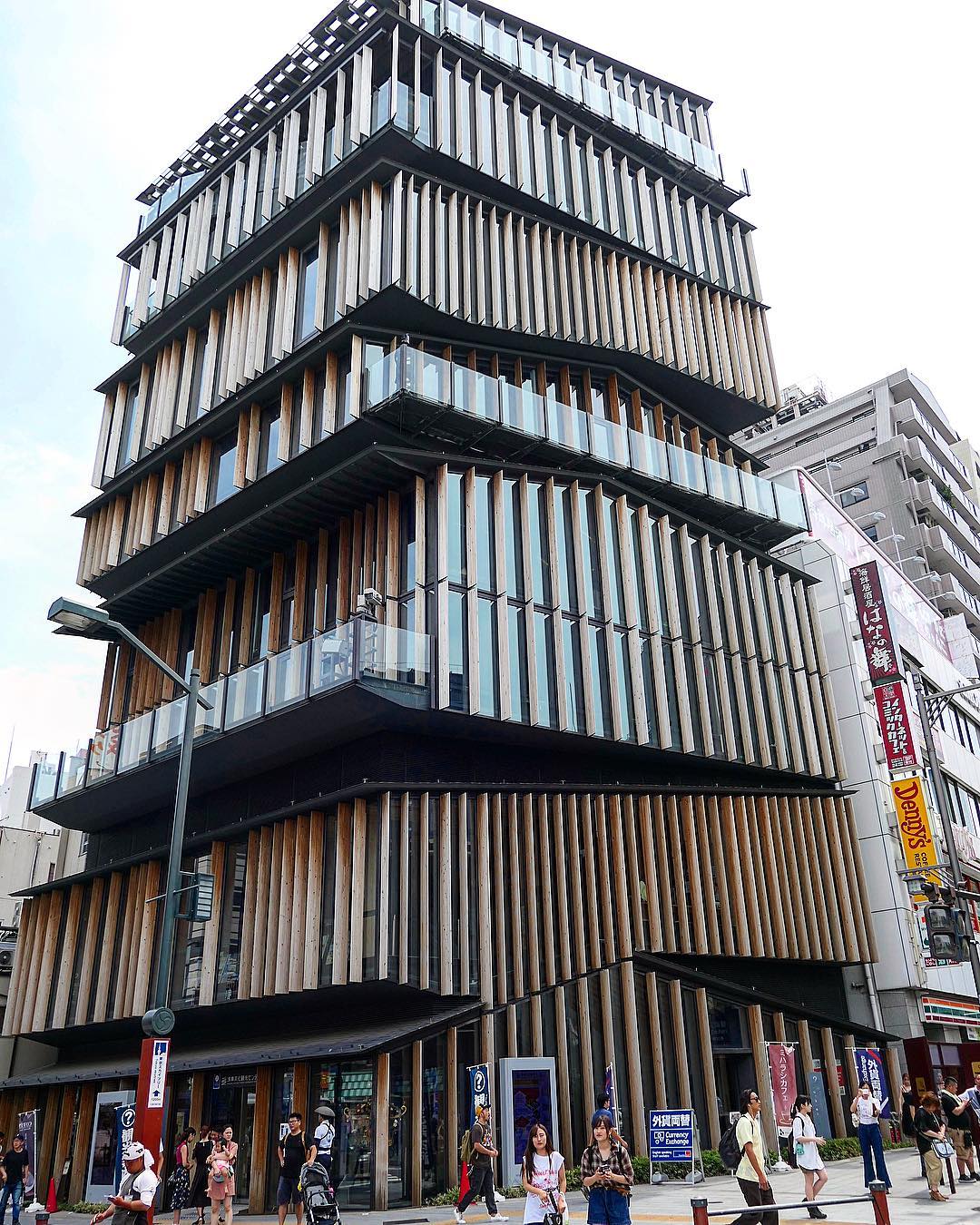 Visit the Asakusa Culture and Tourism Center